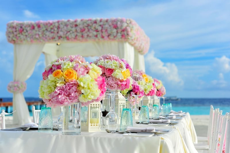 Fairy Lights Wedding Decor Table